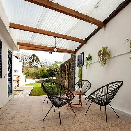 Oliveira's House In *